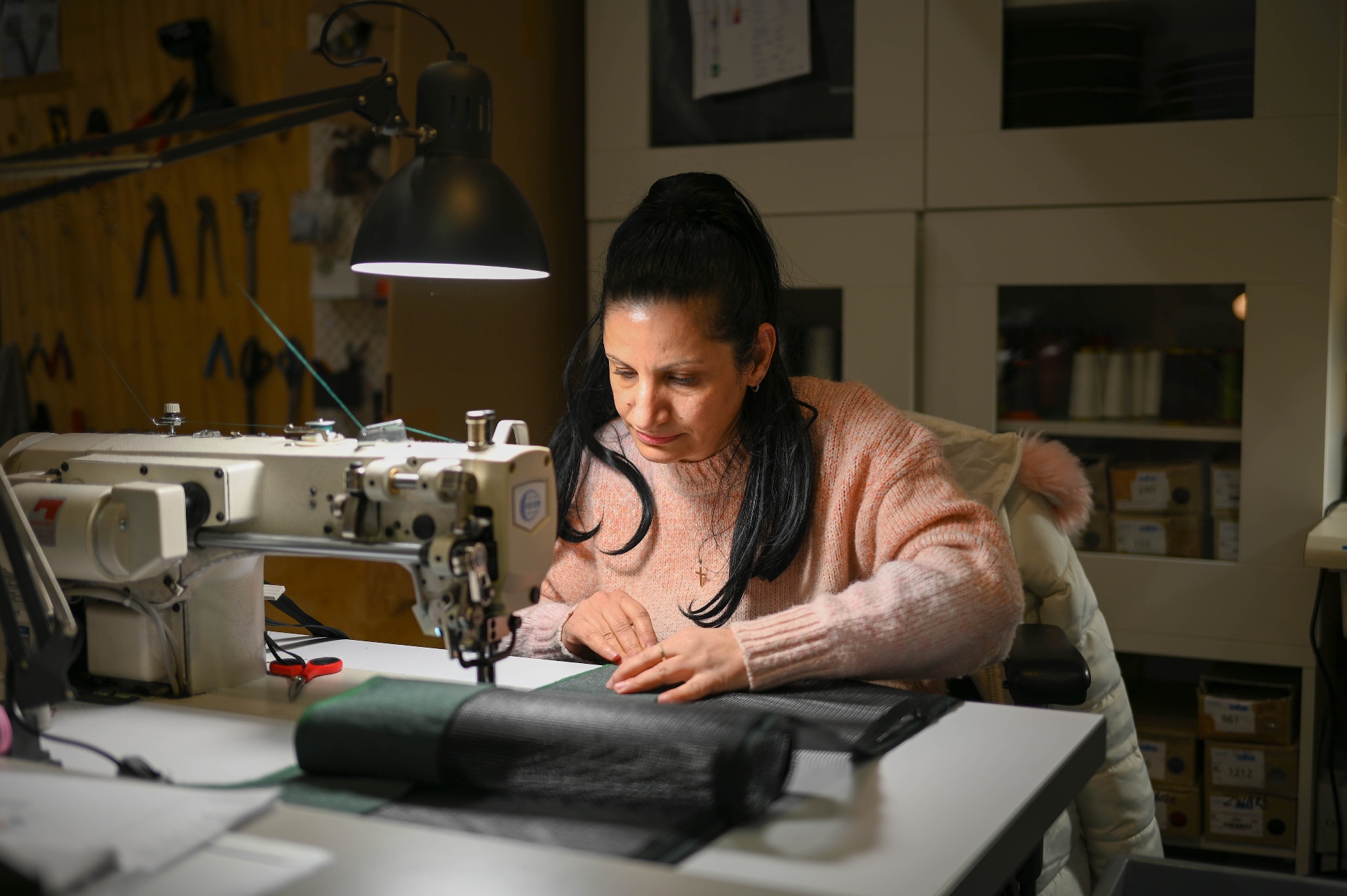 Craftsmanship in the Sit & Heat atelier
